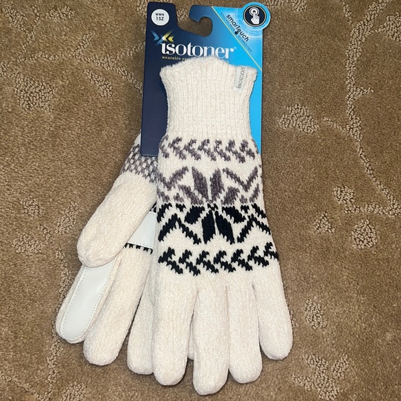 NWT Isotoner Ivory Touchscreen Gloves, OS - Picture 1 of 4
